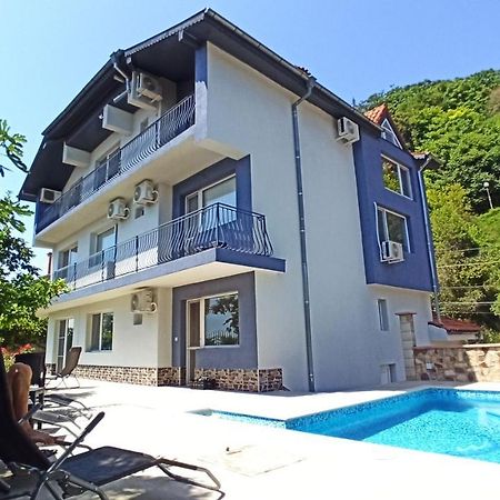 Arode Villa Ovidius バルチク エクステリア 写真